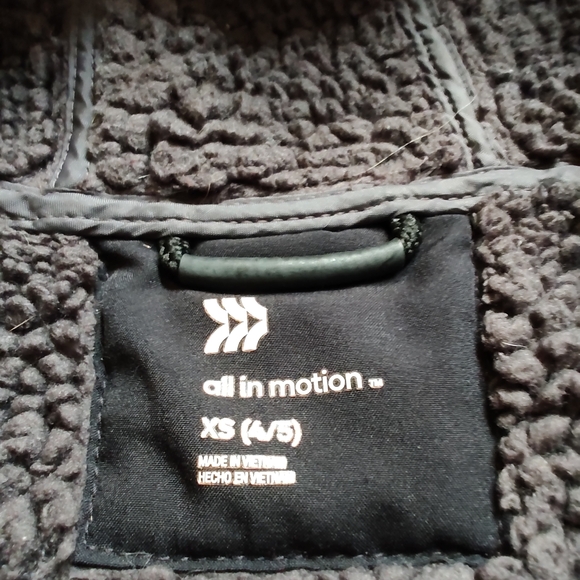Kids size extra small 4/5 black jacket by All in motion - Picture 4 of 5